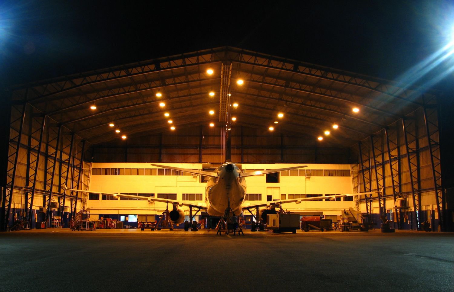 aircraft storage with hangar heater to help control moisture